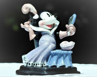 Disney Enesco Steppin Out Mickey " You Oughta Be In Pictures " Minnie Figurine