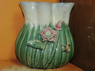 Frog & Lily / Lotus Leaf 8x8 " Chinese Vase Polychrome Drip Glaze Majolica Style