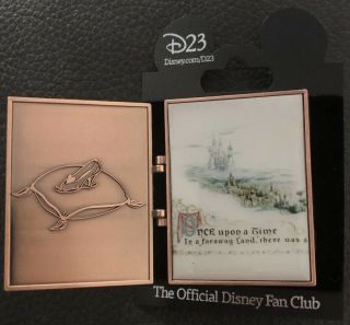 Walt Disney ' s Cinderella Fairy Tale Book Series D23 Expo Limited Ed Pin 2011 2