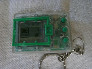 Vintage 1997 Bandai Digimon Digivice Virtual Pet Green Aus Version 4