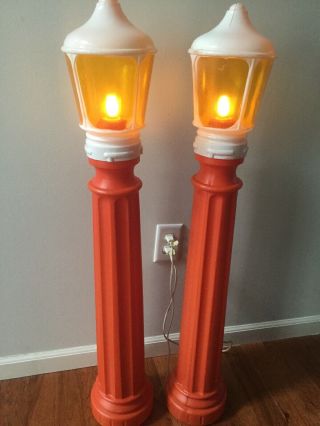 1988 Pair Vintage Xmas Union Products 40 " Lighted Blow Mold Lamp Post Clear Top