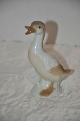 Otagiri Porcelain Duck Figurine.  Japan,  White Brown Gray