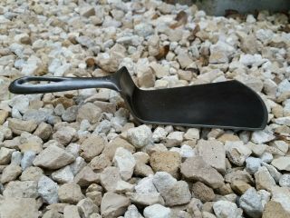 VINTAGE GRISWOLD CAST IRON SPATULA MADE FROM A 3 SKILLET 709 2