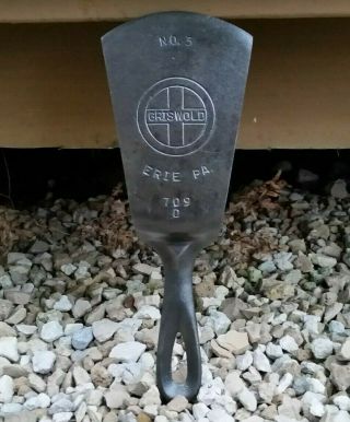 Vintage Griswold Cast Iron Spatula Made From A 3 Skillet 709d