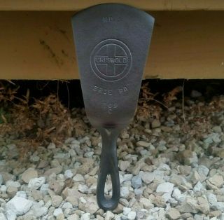 Vintage Griswold Cast Iron Spatula Made From A 3 Skillet 709c