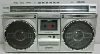 Sanyo M9935k Am/fm/shortwave/cassette Boombox Radio Vintage Amss
