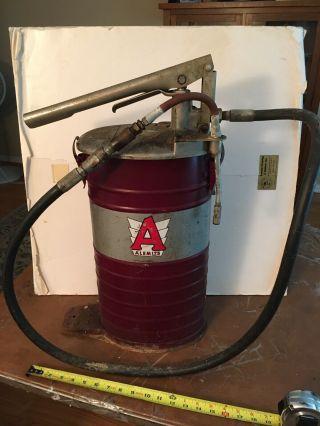 Vintage Alemite Oil & Grease Pump Can Lubester Lubster Dispenser Gas Station Old