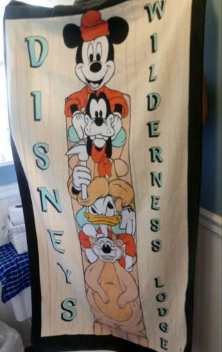 Very Rare Disney Beach Towel Wilderness Lodge Mickey,  Goofy,  Humphrey Bear Vintage