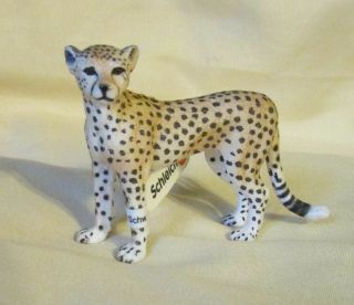 Schleich Female Cheetah Retired 14614