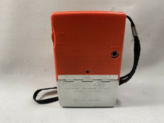 Vintage 1960 SONY TR - 620 Transistor Radio in CORAL with Case. 3