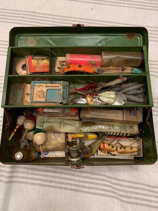 Vintage Metal Tackle Box Full With Lures & A Fishing Reel Loaded Old