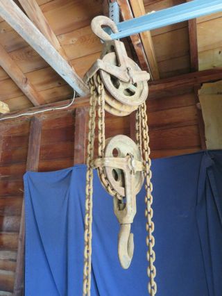 Vintage Yale And Towne 1 Ton Chain Hoist Motor Lift