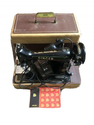 Vintage Singer Portable Sewing Machine 99 Rf 5 - 8 Black With Light And Foot Petal