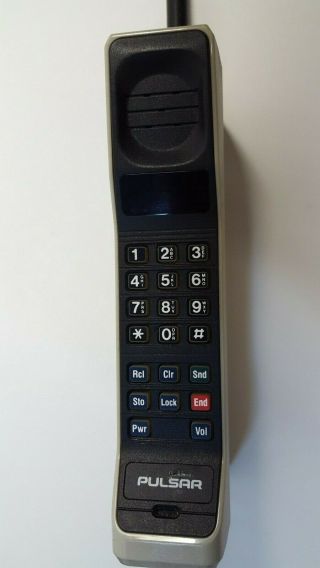 Vintage Motorola Pulsar Brick Cell Phone 12340a W/case Powers Up