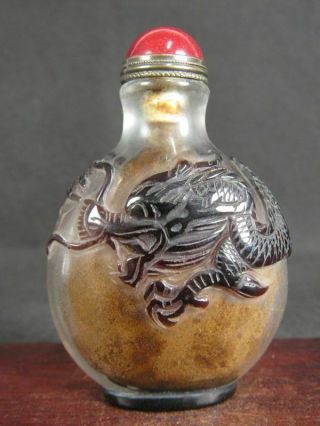 Fine Chinese Dragon Carved Peking Overlay Glass Snuff Bottle