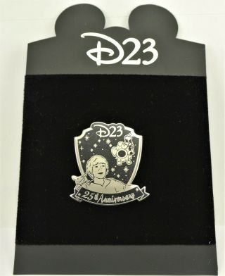 Disney D23 Exclusive - Flight Of The Navigator 25th Anniversary Pin
