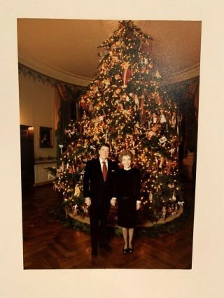Christmas At The White House,  President Ronald Reagan & First Lady,  8x10