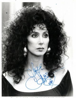 American Pop Singer,  Oscar Winner Film & Tv Actress Cher,  Signed Vintage Photo