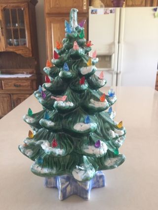Vintage Atlantic Mold Ceramic Light Up Christmas Tree 16 Inches Tall