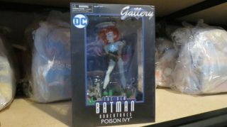 Diamond Select Dc Gallery Batman Adventures Poison Ivy Pvc Statue
