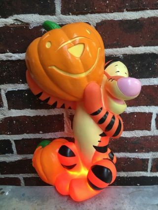 Disney Winnie The Pooh Tigger Halloween Jackolantern Light Paper Magic Blow Mold