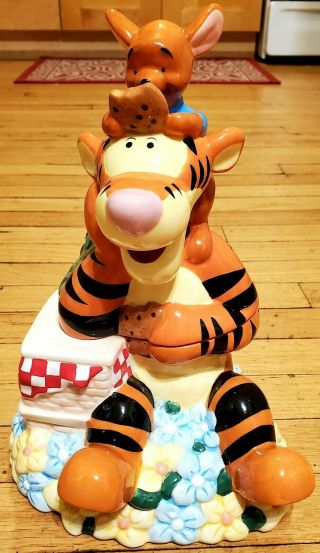 Vintage Disney Tigger And Roo Collectible Talking Cookie Jar 12in