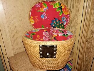 Vintage Chinese Teapot & Cup Woven Basket Silk Lining Brass Latch & Hinges
