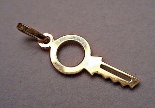 Vintage 14k Yellow Gold Charm Or Pendant - Tiny Miniature Key Motif - 1.  4g