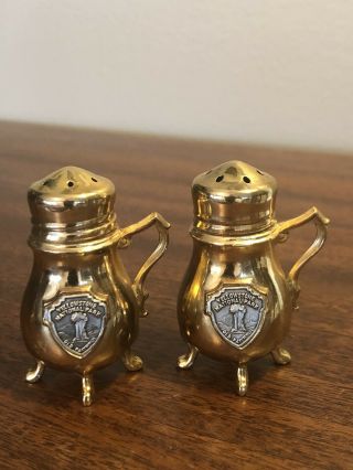 Vintage Yellowstone National Park Souvenir Teapot Salt & Pepper Shakers 2 1/4”