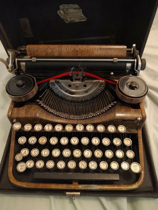 Vintage Underwood Standard Portable Typewriter Wood Grain Finish 1928 Four Bank