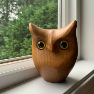 Unique Vintage Oregon House Of Myrtlewood Owl Figurine,  Hand Carved Wooden Owl