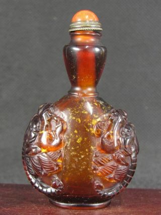 Chinese Animal Ear Carved Peking Glass Snuff Bottle