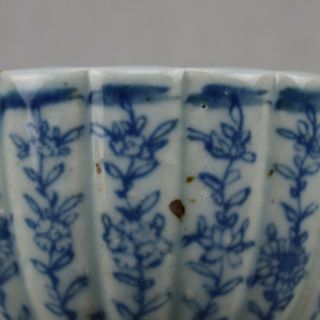 China old antique Porcelain ming wangli blue and white hand painting flower cup 3