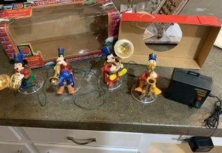 Mr.  Christmas Vintage 1995 Mickey Mouse And Friends Brass Band.  Plays 21 Carols