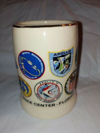 VTG Kennedy Space Center Florida Coffee mug NASA Apollo Mission Badges 1982 2
