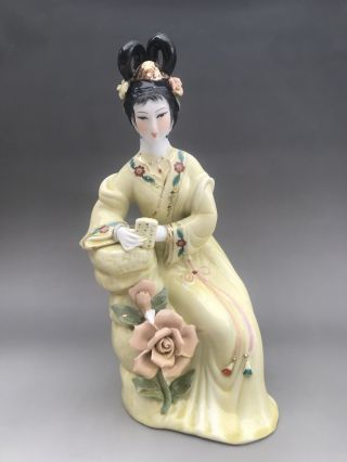 Chinese Hand Make Enamel Color Porcelain Girl Statue N011