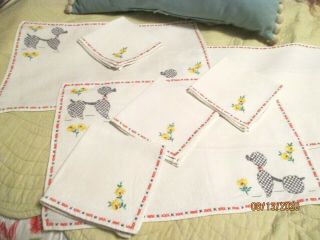 Set Of 4 Vintage Hand Embroidered Linen Place Mats W/napkins - Black Poodles