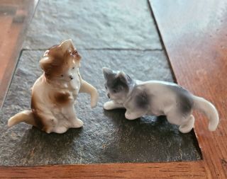 Vintage Miniature Ceramic Cats Set Of 2 Marked Germany.  No Chips Or Cracks.