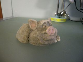 Vintage Pig Figurine " Arnold " Frumps D & D Studios,  Inc - Made In Usa