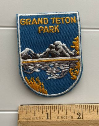 Grand Teton National Park Monument Wyoming Wy Souvenir Embroidered Patch Badge