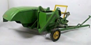 Vintage 50 ' s Tru Scale metal John Deere Farm Tractor Combine Harvester 1:16 Toy 2