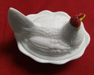 Vintage Fenton Chicken / Hen on a Nest Milk Glass Dish Trinket Box 2