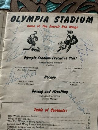 Vintage 1953 Detroit Red Wings NHL Hockey Program With Gordie Howe Autograph 3