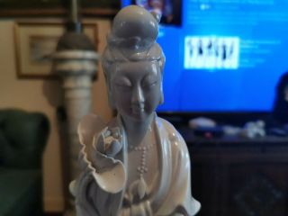 Antique Chinese Blanc De Chine Figure Of A Goddess 2