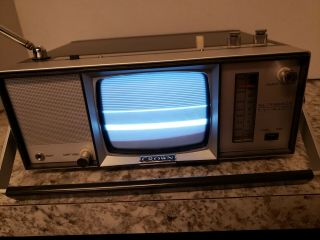 Vintage Crown All Transistor Micro Television With Am/fm 2 - Band Radio
