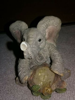 Vintage Tuskers Bubbles Elephant Resin Figurine 90801 Hand Painted & Crafted