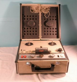Vintage Sony Tapecorder Tc - 200 Reel To Reel Stereo Tape Recorder,  1960 