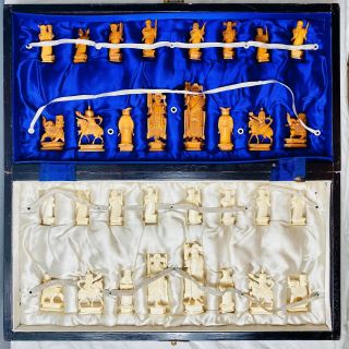 Vintage Chinese Figural Hand Carved Bone And Wood Chess Set W/ Board Case 3.  5”