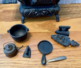 VINTAGE Crescent Cast Iron Salesman Sample Miniature Toy Stove With Accessories 3