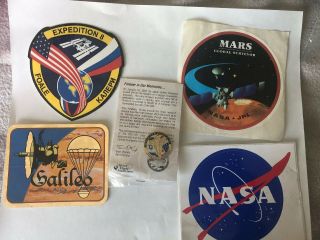 Nasa Pin Vtg Sts - 107 Space Shuttle Columbia Heroes And 4 Vintage Stickers